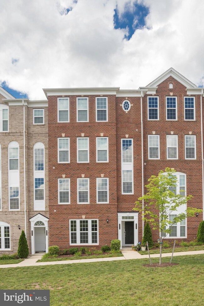 42735 Eildon Terrace, Ashburn, VA 20147 - photo 2