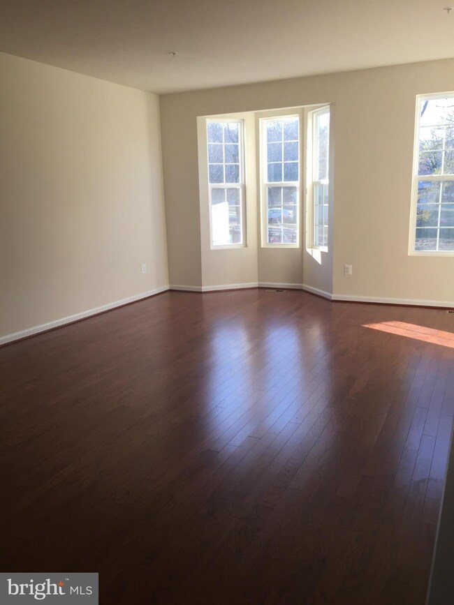 608 Warbler's Perch Way, Glen Burnie, MD 21060 - photo 2