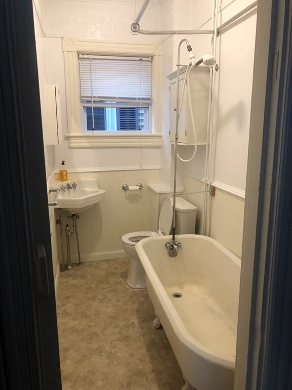 58 Garfield St unit 1, Fall River, MA 02721 - photo 6