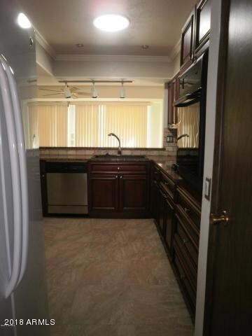 99th drive kitchen 3