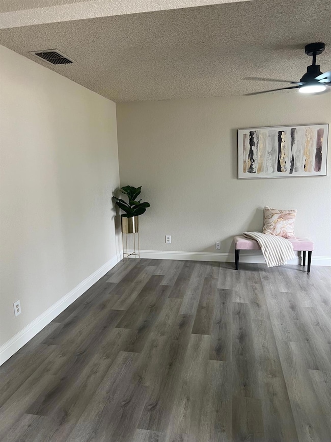 2071 E Cromwell Ave, Fresno, CA 93720 - photo 4