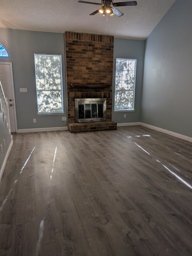 205 Ironbark Dr, Arlington, TX 76018 - photo 3