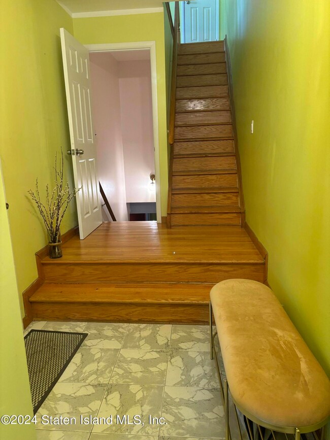 14 Dina Ct, Staten Island, NY 10306 - photo 3