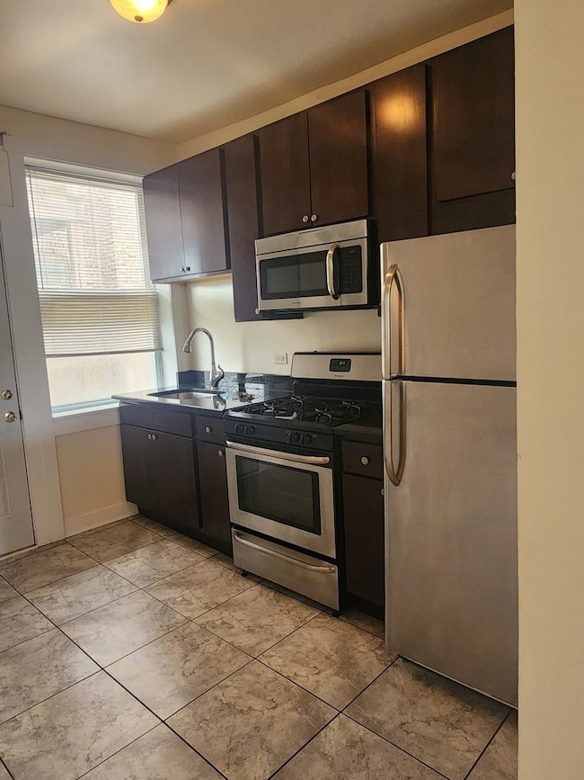 3219 W Division St unit 2N, Chicago, IL 60651 - photo 5