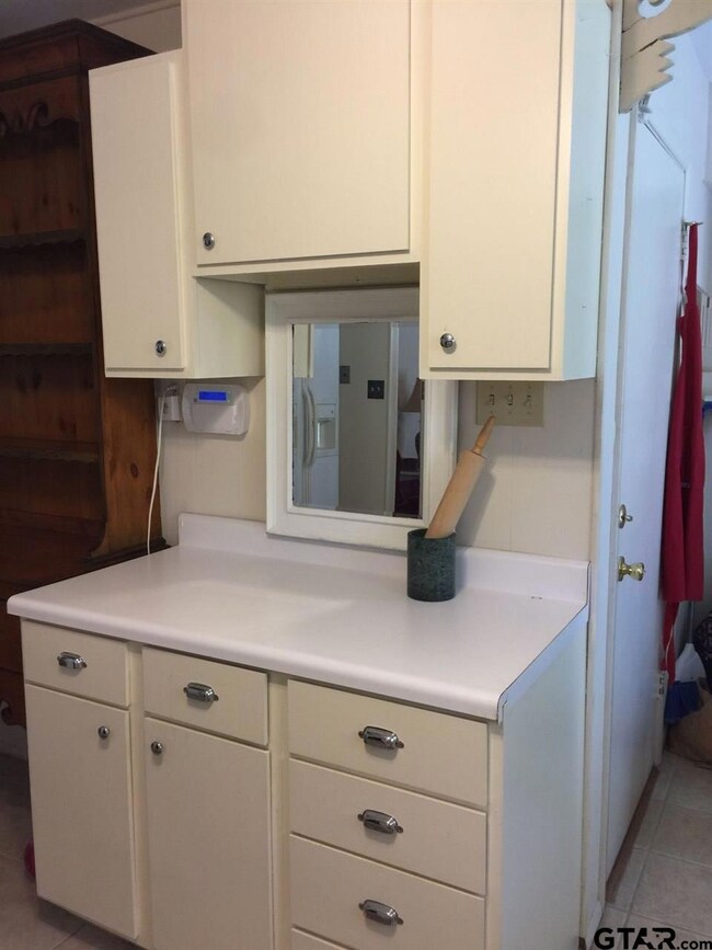 312 312 Stanford, Tyler, TX 75701 - photo 7