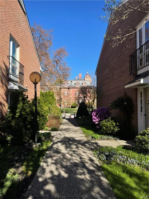 135 E Market St unit C1, Bethlehem, PA 18018 - photo 6