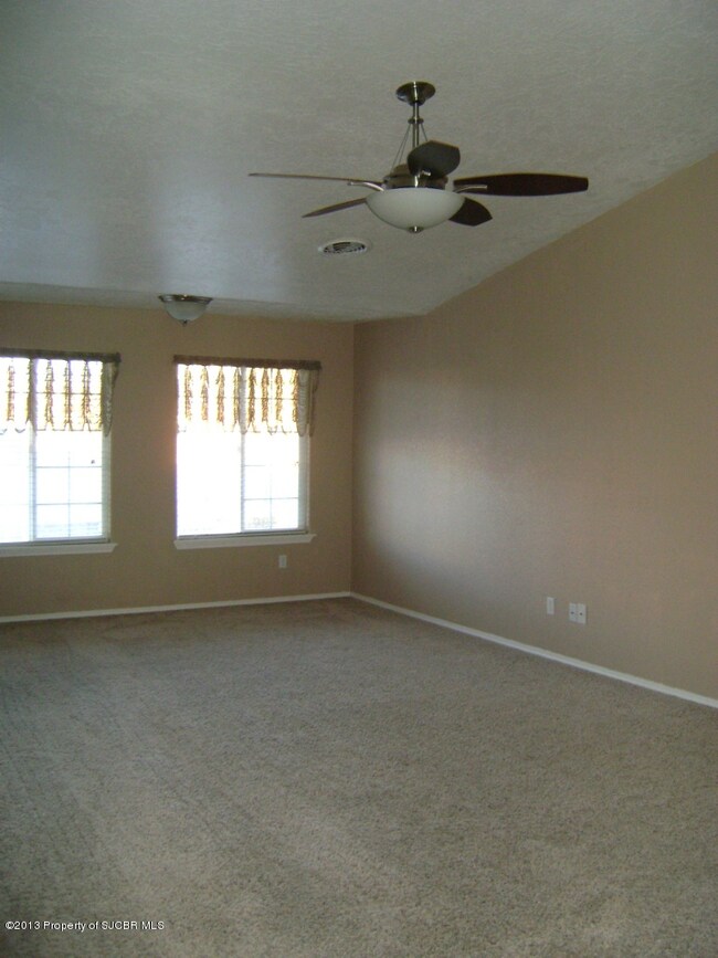 3929 Rochester Ave, Farmington, NM 87402 - photo 3