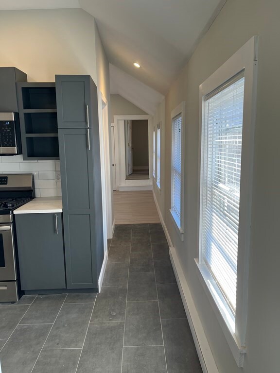 581 Main St unit 2, Medfield, MA 02052 - photo 3