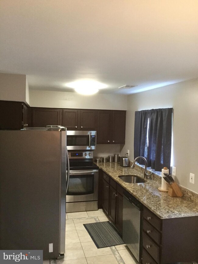 6288 Whistlers Place, Waldorf, MD 20603 - photo 3