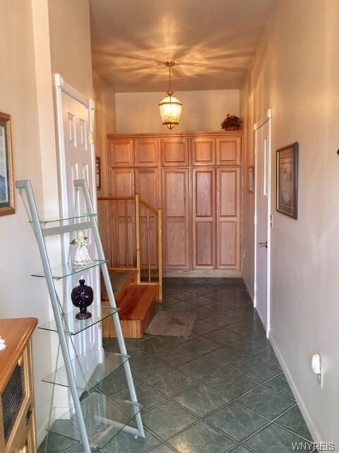 Foyer/Entryway