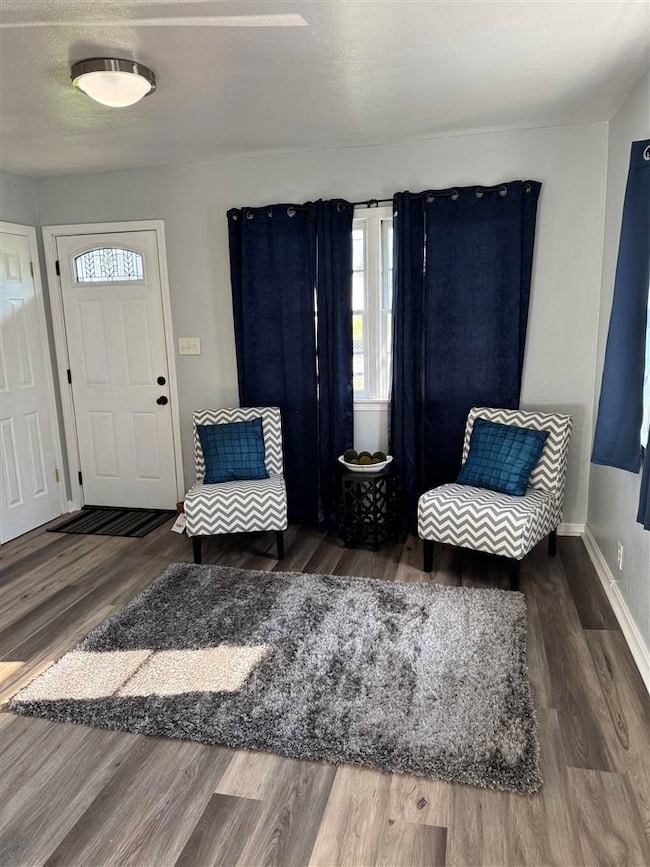 1312 Wilson Ave SW, Cedar Rapids, IA 52404 - photo 3