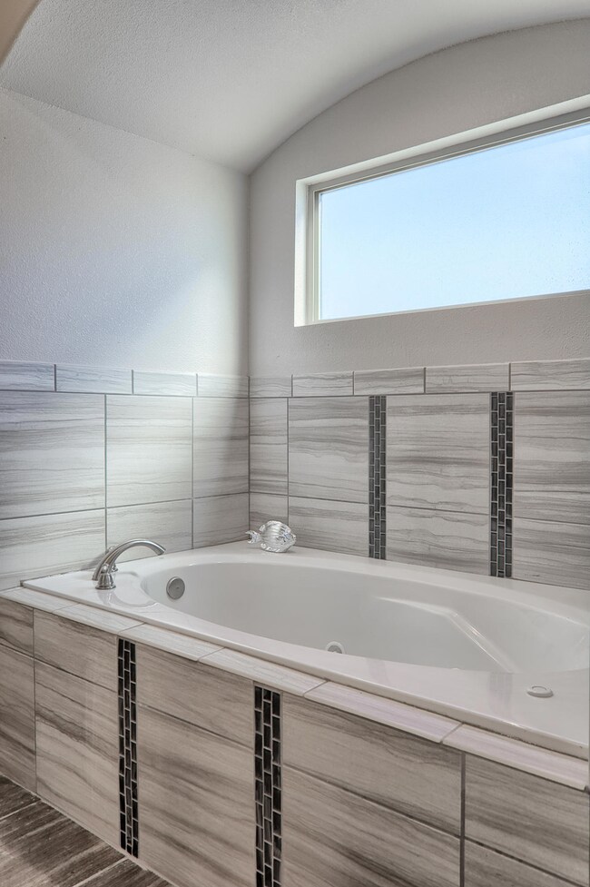 13646 Linton St, El Paso, TX 79928 - photo 5