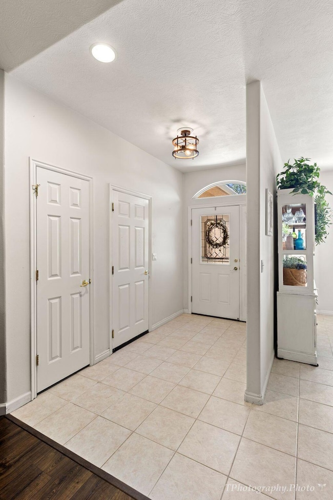 23-web-or-mls-2621 W 450 N-1
