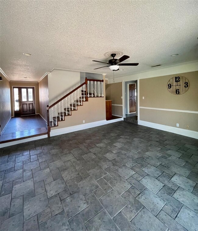 1924 Live Oak Cir, Azle, TX 76020 - photo 5