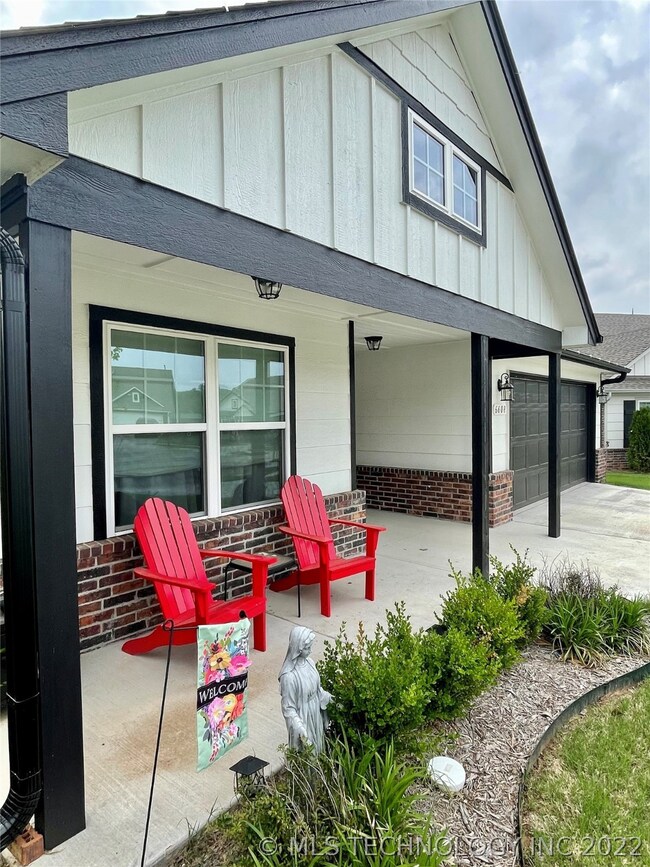 6608 S 22nd Ct, Broken Arrow, OK 74011 - photo 2