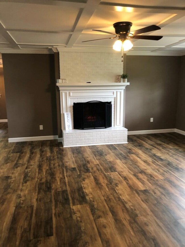 413 W 7th St, Vidalia, GA 30474 - photo 3