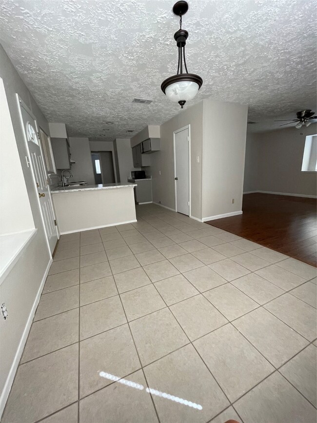 7319 Kite Hill Dr, Houston, TX 77041 - photo 4