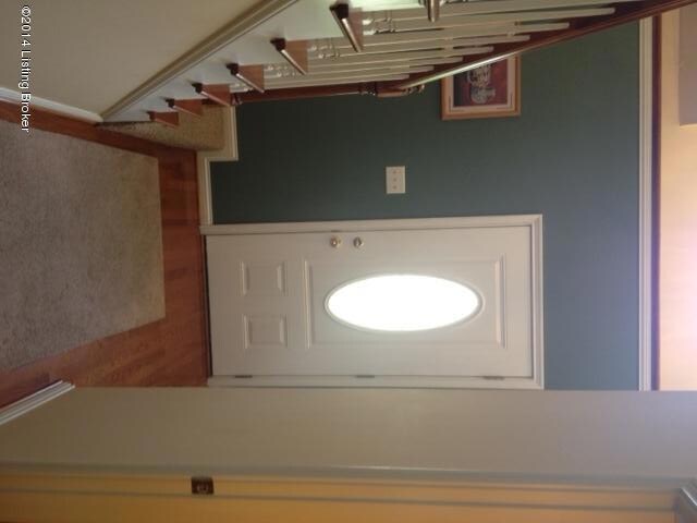 6920 Catalpa Springs Dr, Louisville, KY 40228 - photo 3