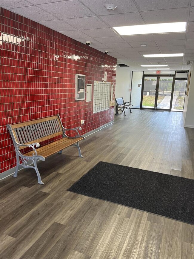 1891 N 61st Ave unit B106, Hollywood, FL 33024 - photo 2