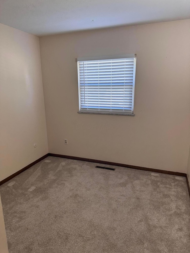 388 Gamewood Dr, Columbus, OH 43230 - photo 5