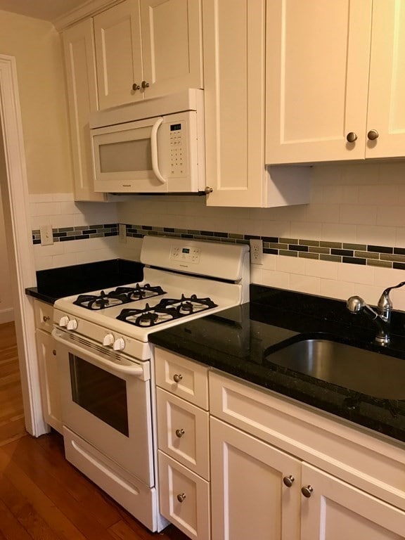 8 Mount Ida St unit 3, Newton, MA 02458 - photo 3