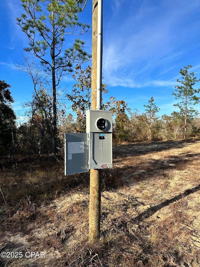 3015 Castillo Dr, Alford, FL 32420 - photo 2