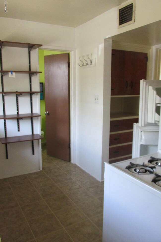1902 N Tucker Dr, Tucson, AZ 85716 - photo 4