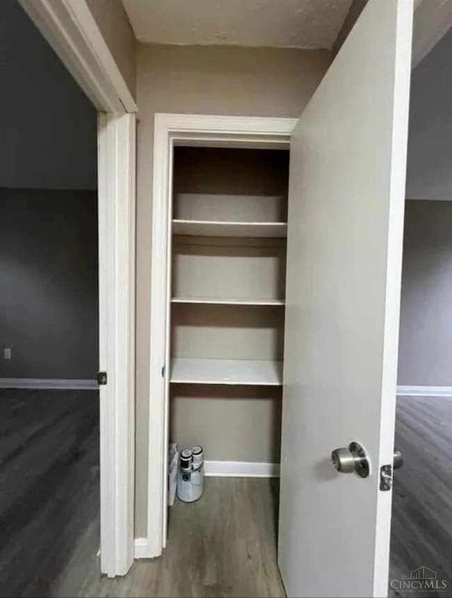 3384 Ninann Ct, Cincinnati, OH 45211 - photo 2