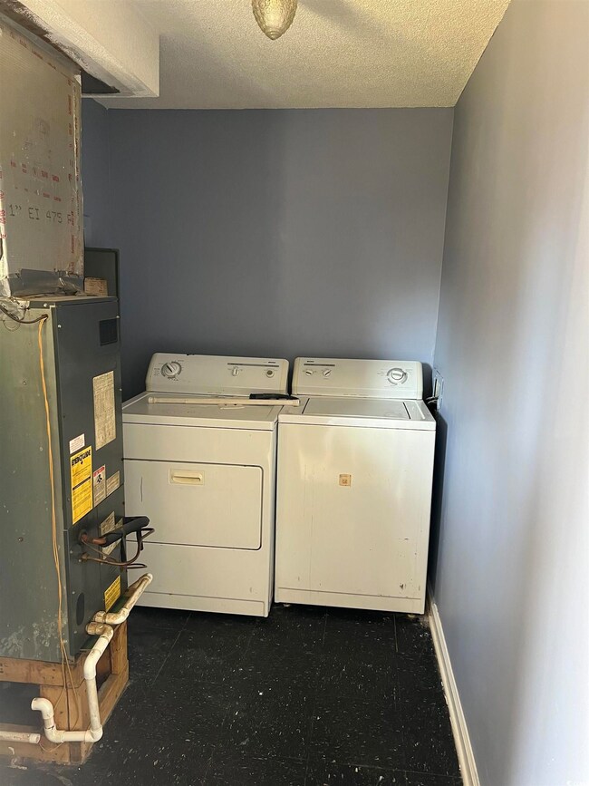 217 N Myrtle St, Myrtle Beach, SC 29577 - photo 2