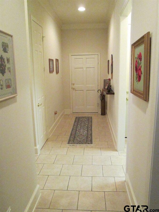 2310 Dietz Ln, Tyler, TX 75701 - photo 2