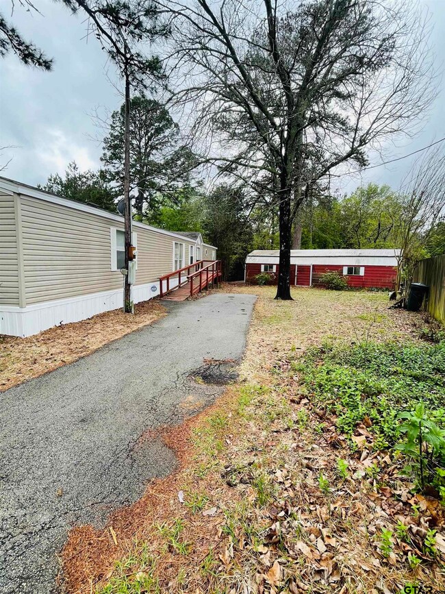 12285 Fm 3226, Arp, TX 75750 - photo 6