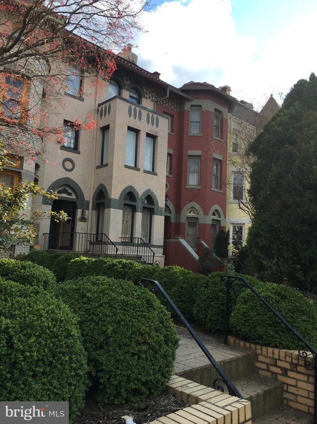 1918 Biltmore St NW, Washington, DC 20009 - photo 2