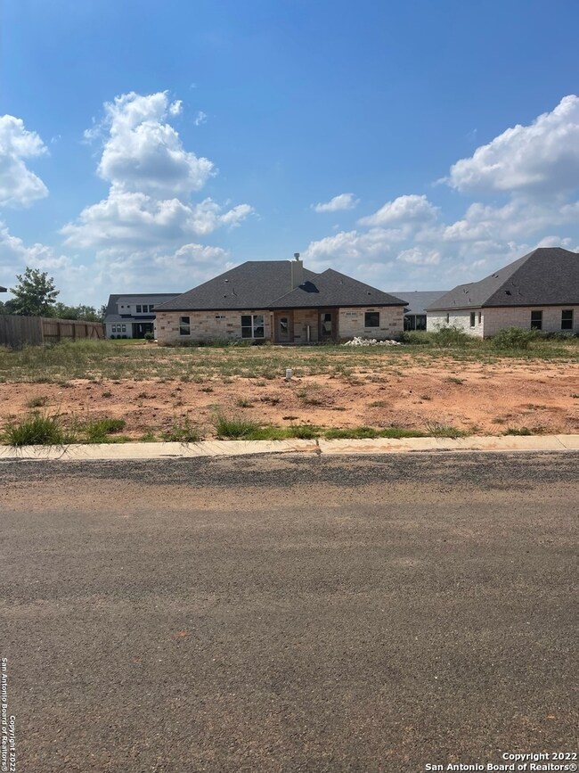 113 Madrona Ln, Fredericksburg, TX 78624 - photo 2