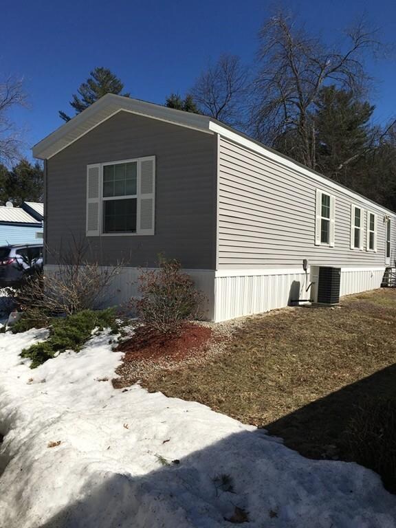 8 B St, Merrimac, MA 01860 - photo 2