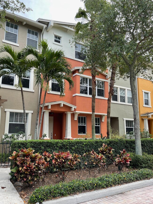 690 Amador Ln unit 1536, West Palm Beach, FL 33401 - photo 2