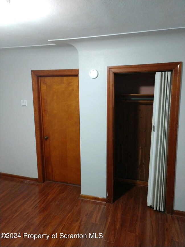 1357nMainAve2ndflrBR2