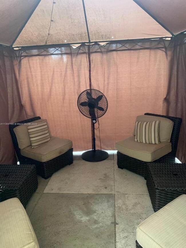 36 Danbury Ct unit C, Royal Palm Beach, FL 33411 - photo 6