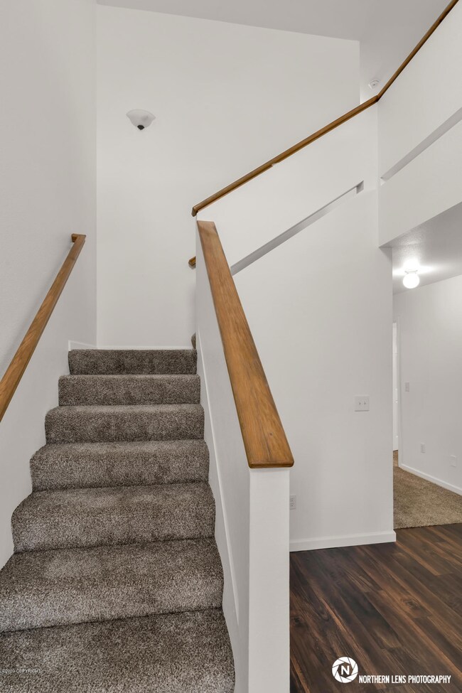 Entry_Stairway_2