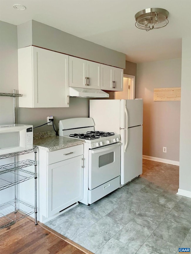 2434 Arlington Blvd unit D3, Charlottesville, VA 22903 - photo 5