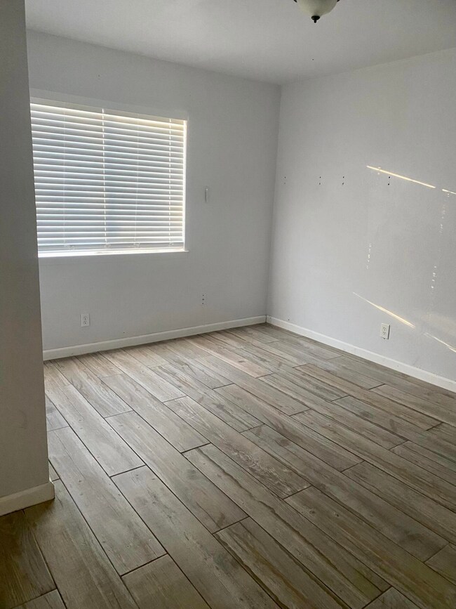 17009 Darrington Rd, Horizon City, TX 79928 - photo 6