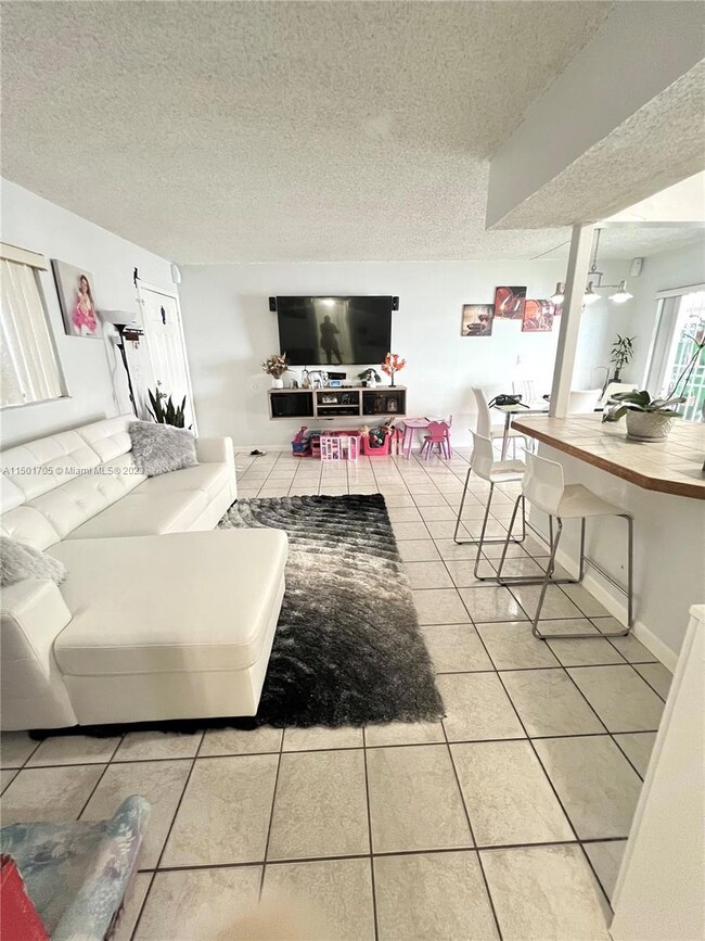 5710 W 26th Ave unit 5710, Hialeah, FL 33016 - photo 6