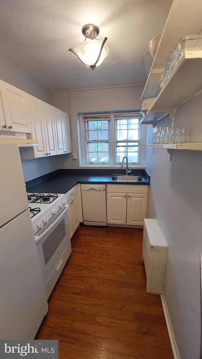 735 Melon Place unit A, Philadelphia, PA 19123 - photo 6