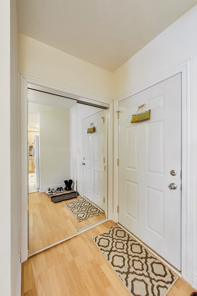 1328 Webford Ave unit 307, Des Plaines, IL 60016 - photo 5