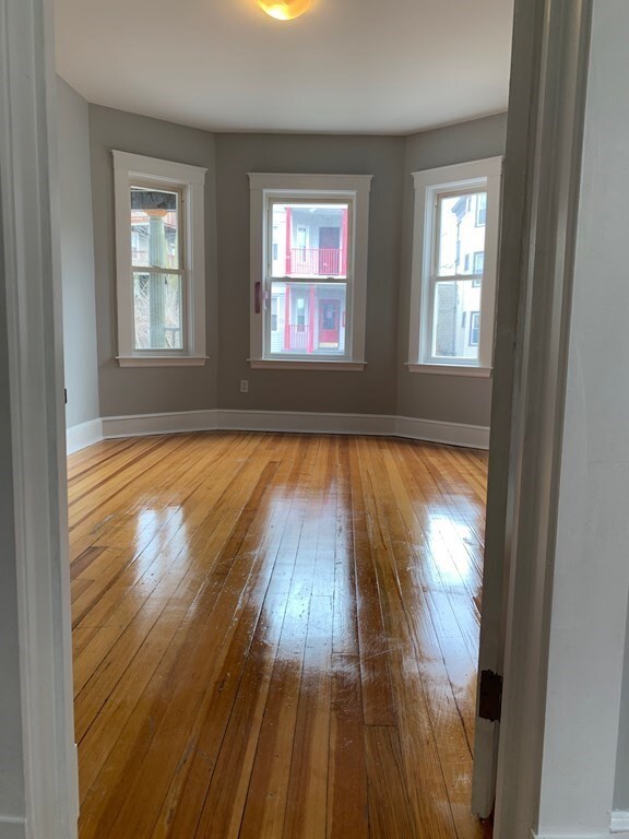 7 Vassar St unit 2, Dorchester, MA 02121 - photo 6