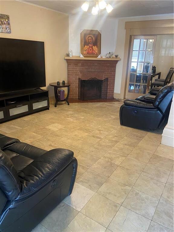 1044 W Tilghman St, Allentown, PA 18102 - photo 3