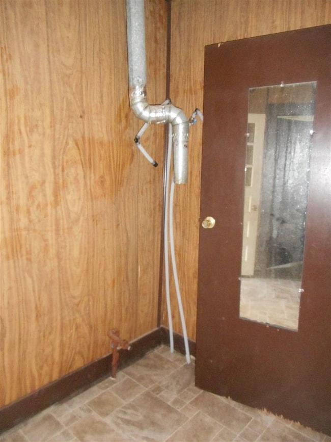 509 W High St, Portland, IN 47371 - photo 6