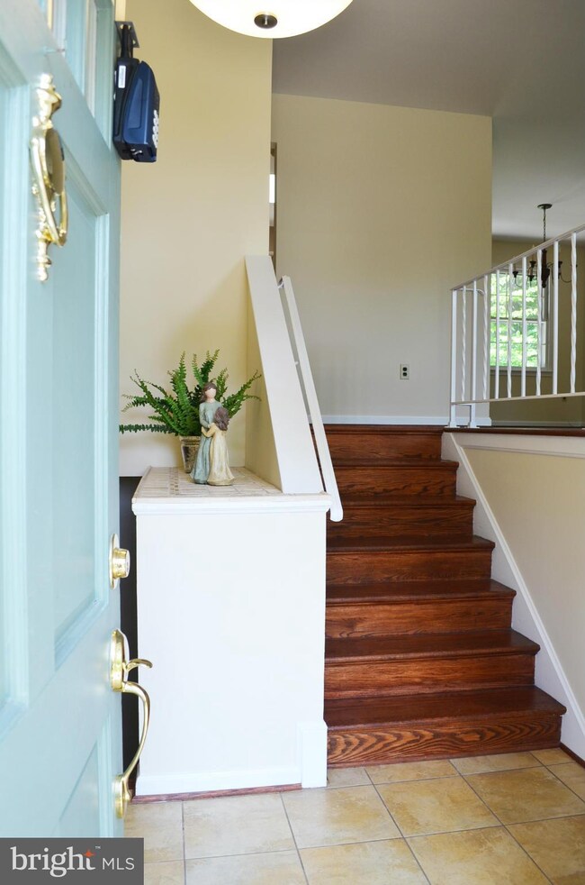 6312 Kaybro St, Laurel, MD 20707 - photo 3