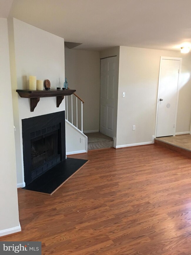 7541 Belle Grae Dr unit 12, Manassas, VA 20109 - photo 6