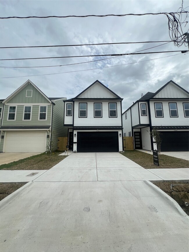 5706 Balbo St unit I, Houston, TX 77091 - photo 2