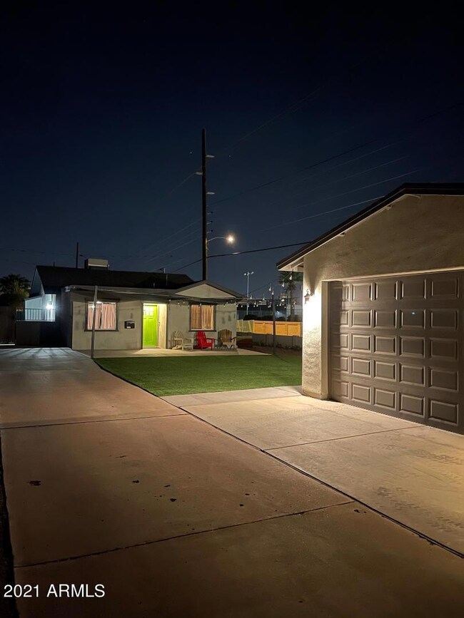 1131 E Virginia Ave, Phoenix, AZ 85006 - photo 5